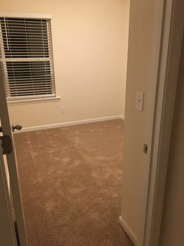 La Vergne, TN 37086,144 Ofner Dr