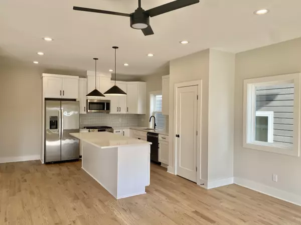 Nashville, TN 37209,6126 Robertson Ave