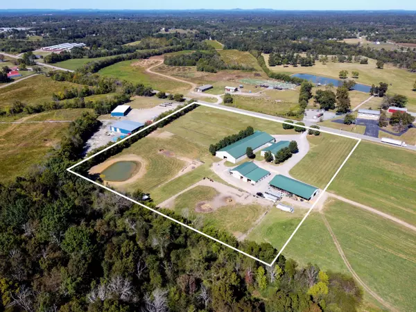 2028 Highway 64 #W, Shelbyville, TN 37160