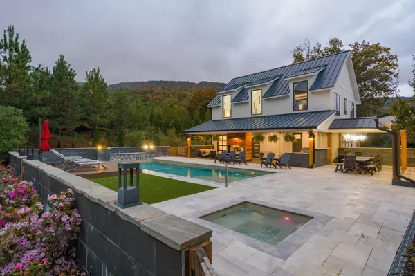 Chattanooga, TN 37419,514 Kestrel Lane