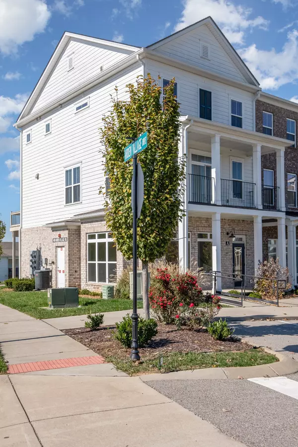 Columbia, TN 38401,2400A Arden Village Dr