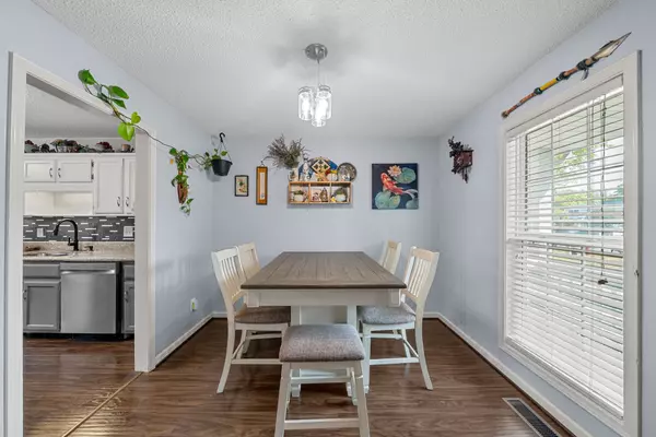 Clarksville, TN 37040,773 Fire Break Dr