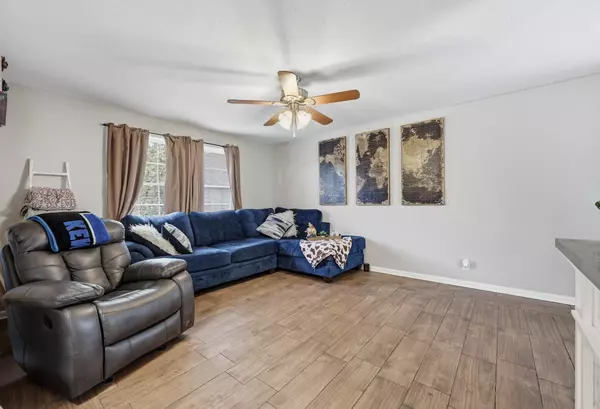 Clarksville, TN 37040,408 Needlewood Dr