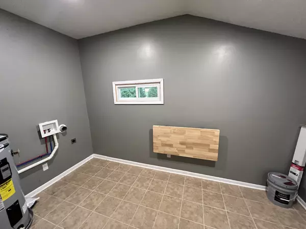 Cross Plains, TN 37049,3019 Friendship Rd