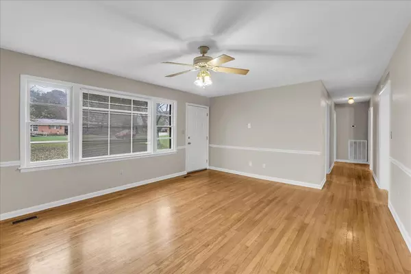 Tullahoma, TN 37388,756 Ridgelawn Pl