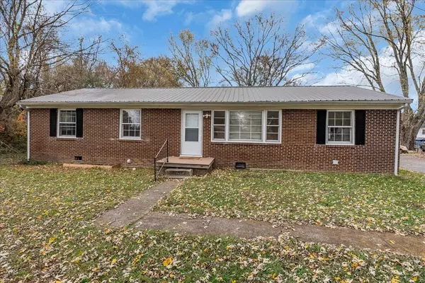 756 Ridgelawn Pl, Tullahoma, TN 37388