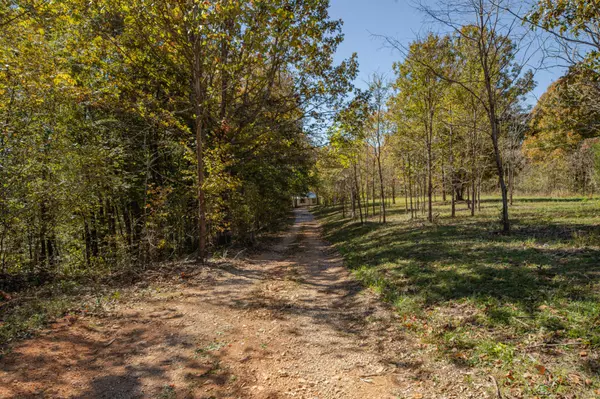 Centerville, TN 37033,8240 Charlie Brown Rd