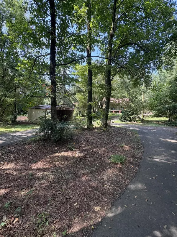 Crandall, GA 30711,407 Rob Brooks Road