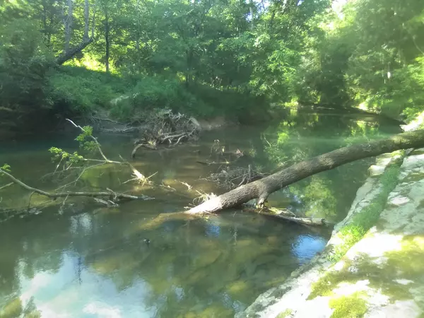 2359 Mack Floyd Rd, Sparta, TN 38583