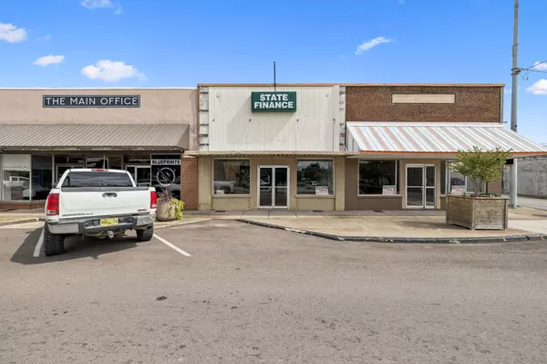 Hohenwald, TN 38462,37 E Main St