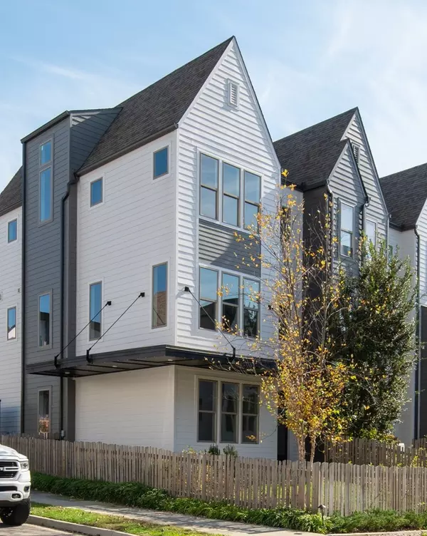 Nashville, TN 37216,354 East Village Ln