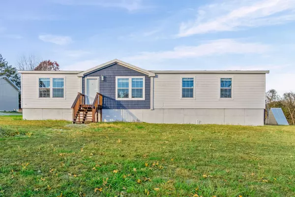 Charlotte, TN 37036,111 Antioch Rd