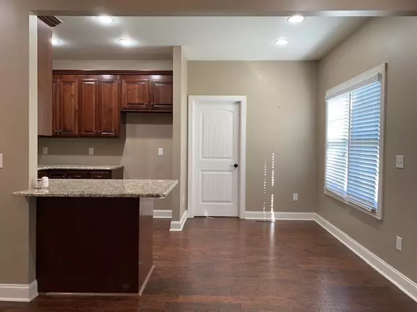 Tullahoma, TN 37388,123 Elise Cir