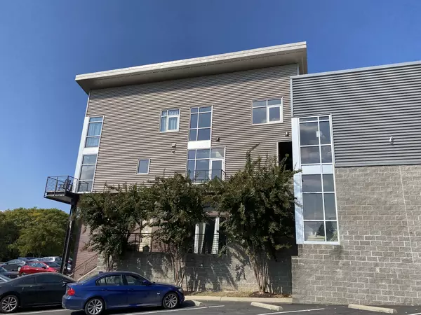 Nashville, TN 37206,1900 Eastland Ave #201