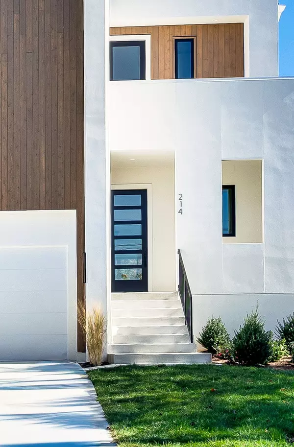 Nashville, TN 37209,214 54th Ave #N