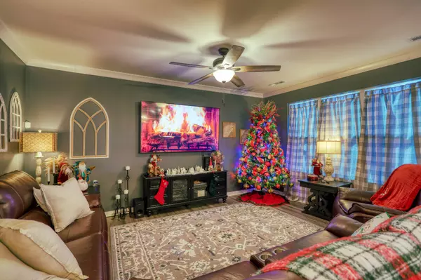 Cross Plains, TN 37049,2136 Neill Ln