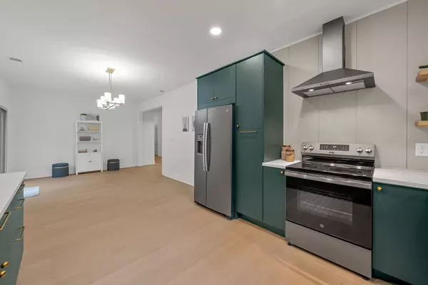 Erin, TN 37061,61 Averitt Dr