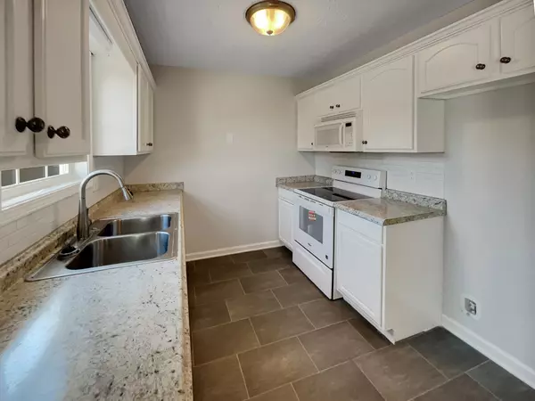 Clarksville, TN 37040,1837 Twin Rivers Rd