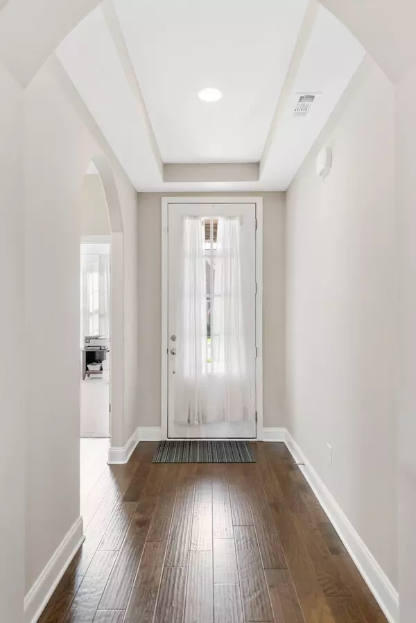 Hendersonville, TN 37075,587 Lingering Way