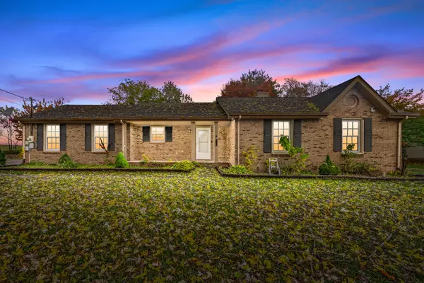 3427 Polly Dr, Clarksville, TN 37042