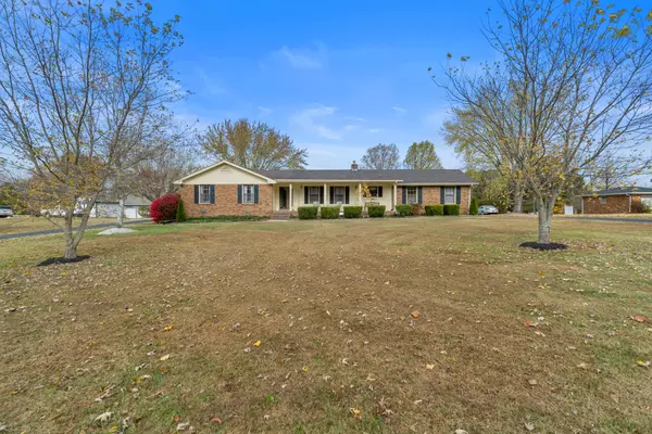 6980 Bethel Rd, Greenbrier, TN 37073