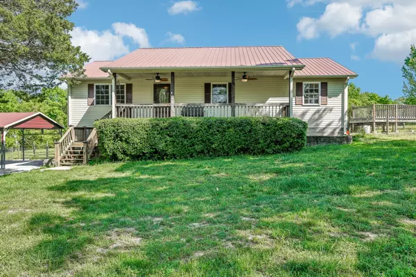 46 Seay Ln, Erin, TN 37061