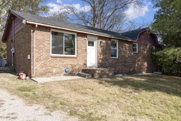 3792 Lunn Dr, Nashville, TN 37218