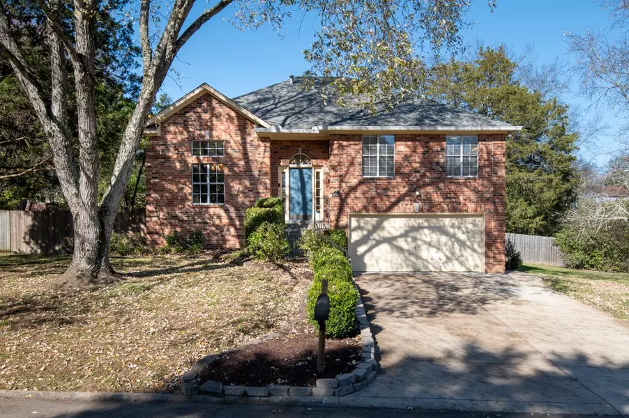 4233 New Hope Meadow Rd, Hermitage, TN 37076