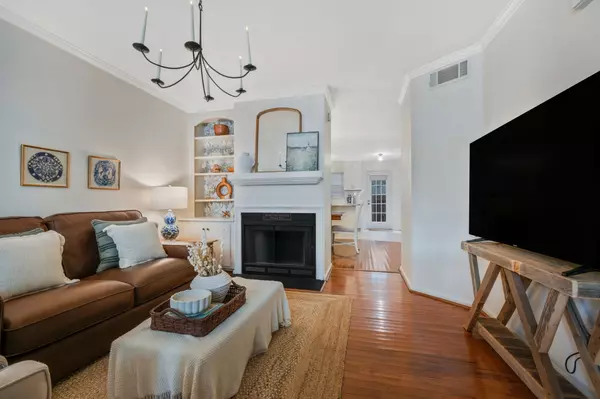 Nashville, TN 37203,3135 Long Blvd #2