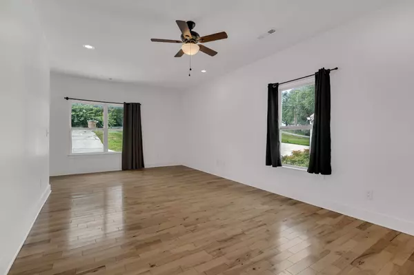 Nashville, TN 37217,1235 Vultee Blvd