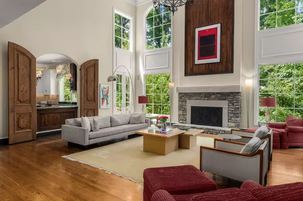 Nashville, TN 37215,7 Breckenridge