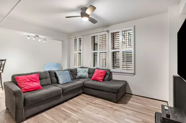 Nashville, TN 37203,700 Church St #208