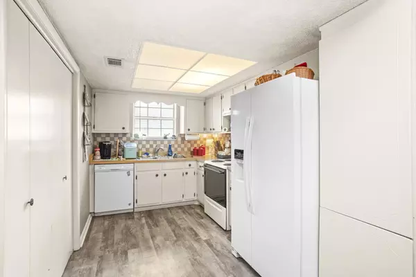 Nashville, TN 37211,5600 Country Dr #107