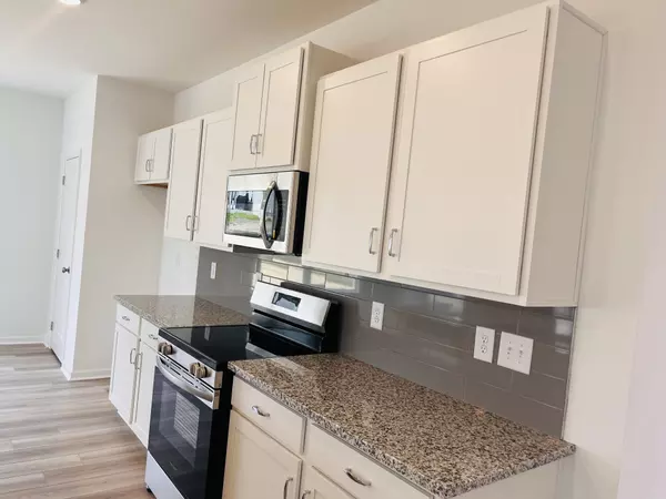 White House, TN 37188,1141 Southerlynn Dr