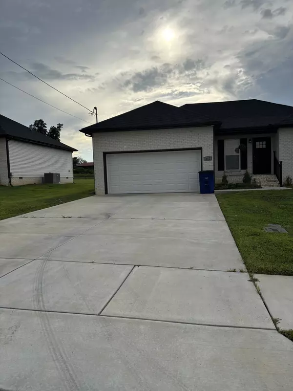 Shelbyville, TN 37160,402 Rose Ln