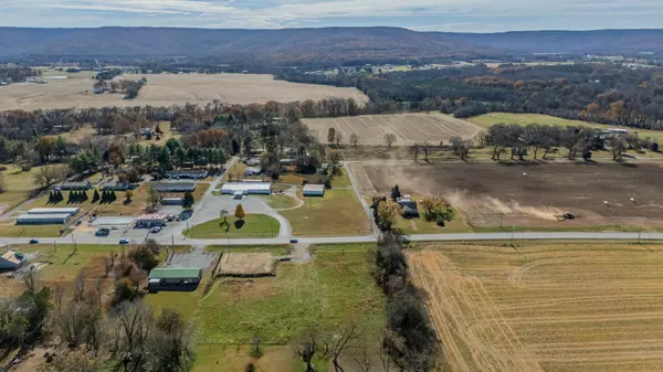 Cowan, TN 37318,0 Cumberland St #W