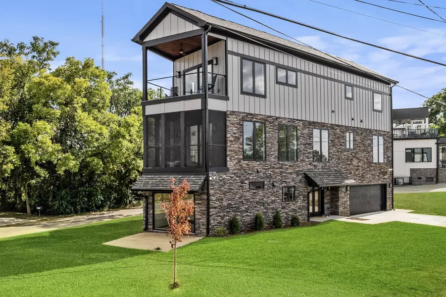 6011 Hill Cir, Nashville, TN 37209