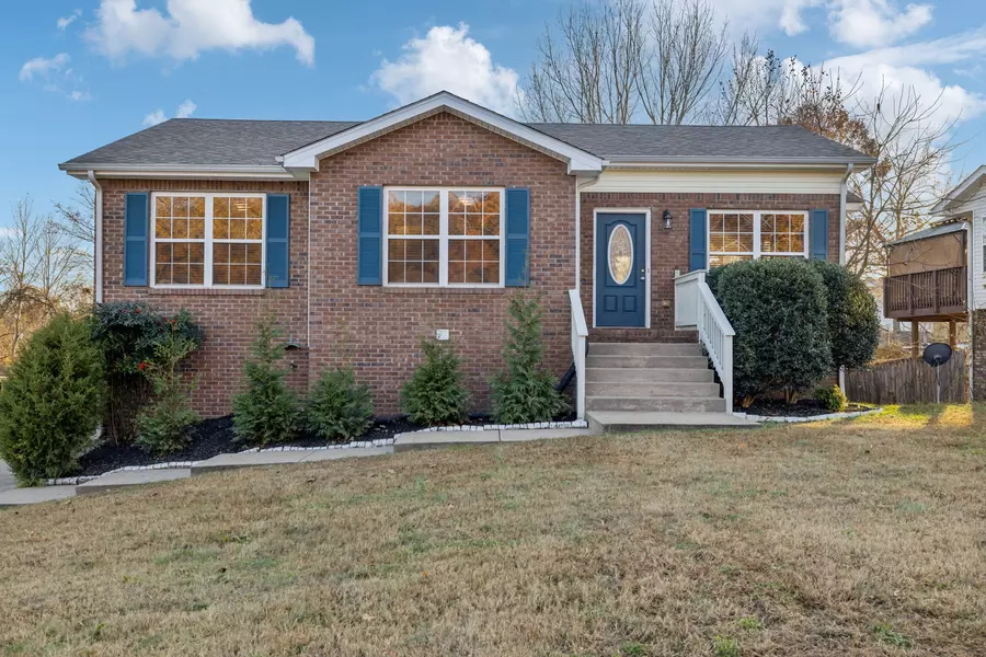 1731 Ridge Runner Ct, Clarksville, TN 37042