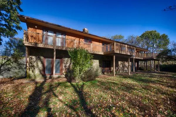 809 Lofton Hall Rd, Ardmore, TN 38449