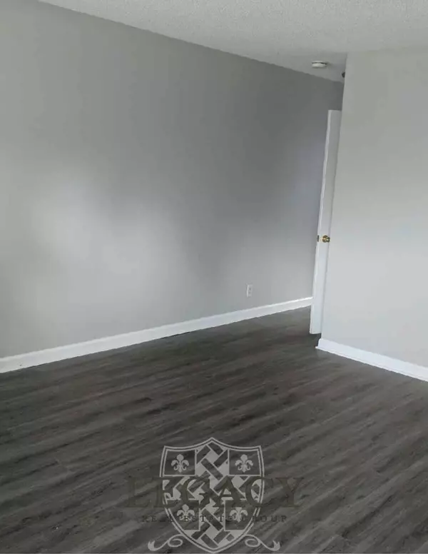 Nashville, TN 37217,736 Holder Dr