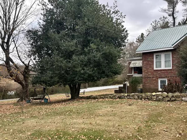 Waverly, TN 37185,212 E Main St #212