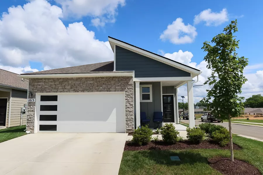 1013 Royal Gorge Pvt Ct, Gallatin, TN 37066