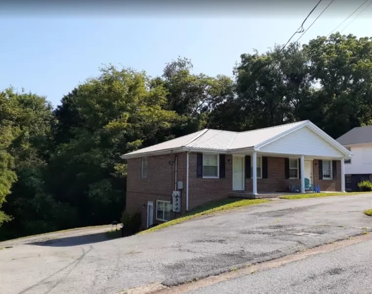 85 Lawn St #D, Clarksville, TN 37040