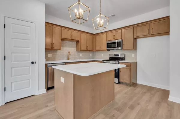 Hendersonville, TN 37075,128 Beignet Alley