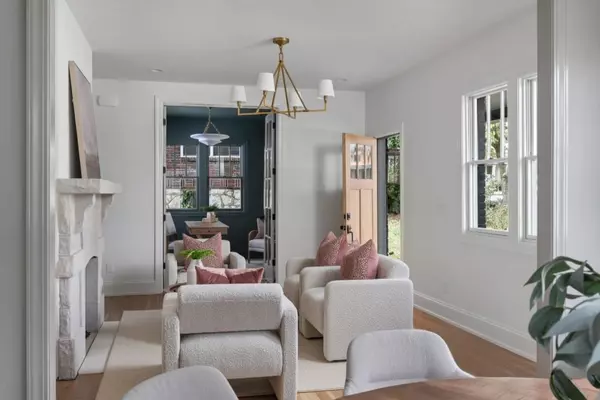 Nashville, TN 37204,929 Bradford Ave