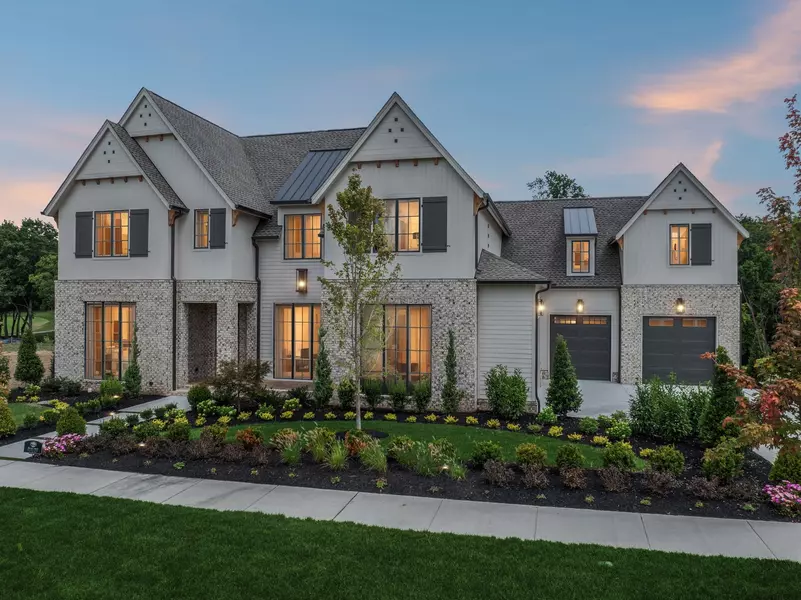 8356 Solstice Dr, College Grove, TN 37046