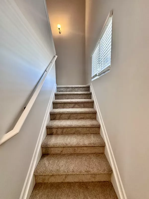 White House, TN 37188,7356 Golden Way