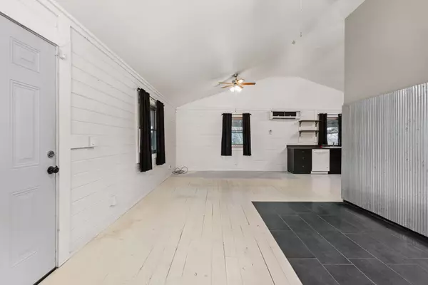 Lawrenceburg, TN 38464,9680 Buttermilk Ridge Rd