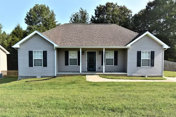 584 Cedar Valley Dr, Clarksville, TN 37043