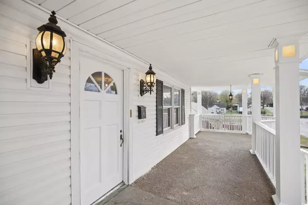 Columbia, TN 38401,1611 Columbia Ave